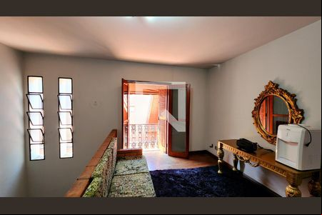 Sala de TV de casa para alugar com 4 quartos, 320m² em Vila Progresso, Jundiaí