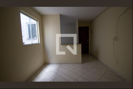 Sala de kitnet/studio para alugar com 1 quarto, 40m² em Vargem Pequena, Rio de Janeiro