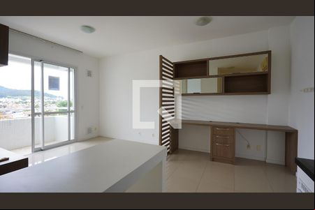 Sala de apartamento para alugar com 1 quarto, 62m² em Itacorubi, Florianópolis