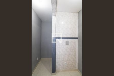 Quarto 1 de casa de condomínio para alugar com 2 quartos, 40m² em Inhoaíba, Rio de Janeiro