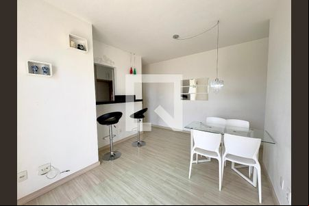 Sala de apartamento à venda com 2 quartos, 53m² em Jardim das Samambaias, Jundiaí