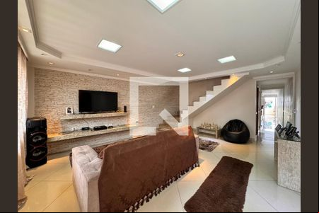 Sala de casa à venda com 3 quartos, 266m² em Vila Guaraciaba, Santo André