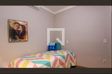Quarto 1 de casa para alugar com 3 quartos, 180m² em Vila Alpina, São Paulo