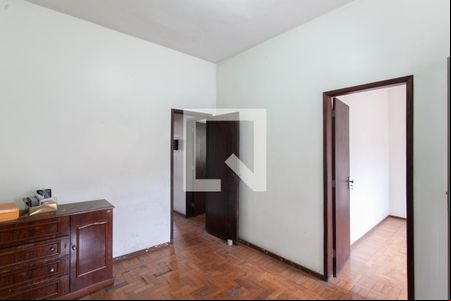 Sala de casa à venda com 3 quartos, 350m² em Glória, Belo Horizonte