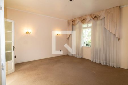Sala de casa à venda com 4 quartos, 480m² em Vila Assunção, Porto Alegre