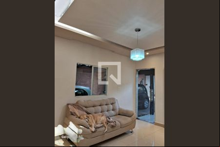 Casa à venda com 3 quartos, 101m² em Santa Terezinha, Belo Horizonte