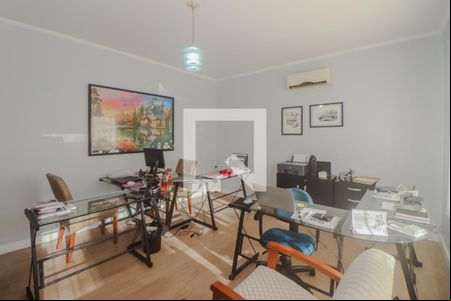 Sala de casa para alugar com 3 quartos, 375m² em Jardim do Salso, Porto Alegre