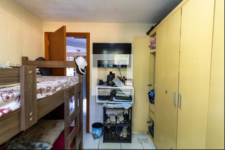 Quarto 1 de apartamento para alugar com 2 quartos, 59m² em Campo Novo, Porto Alegre