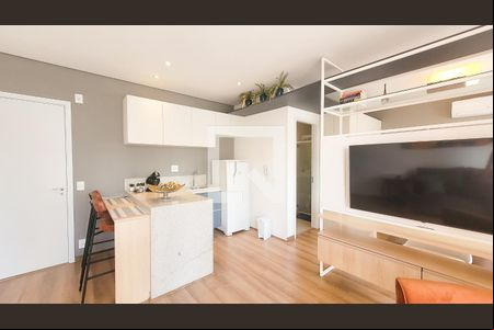 Sala de kitnet/studio à venda com 1 quarto, 38m² em Cambuí, Campinas