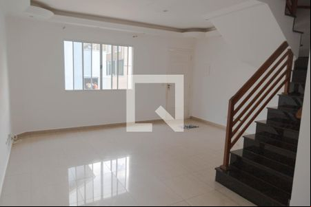 Sala de casa de condomínio à venda com 3 quartos, 83m² em Centro, Guarulhos