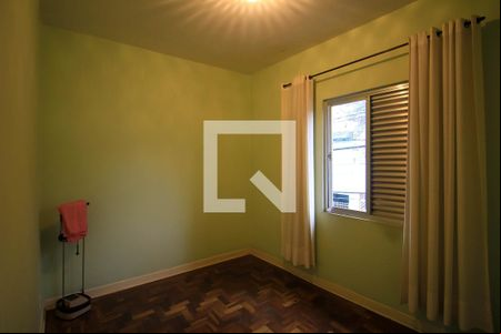 Quarto 1 de casa à venda com 2 quartos, 35m² em Vila Darli, São Paulo