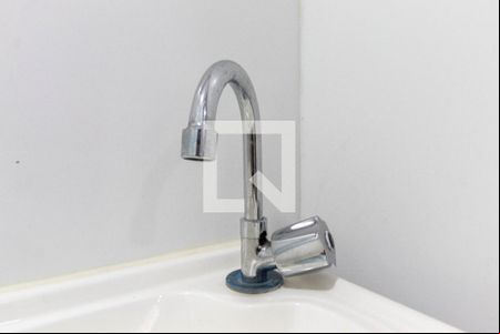 Banheiro - torneira de apartamento para alugar com 1 quarto, 26m² em Cidade Patriarca, São Paulo