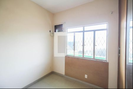 Quarto 1 de apartamento para alugar com 2 quartos, 60m² em Comendador Soares, Nova Iguaçu