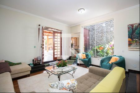 Sala 1 de casa para alugar com 3 quartos, 350m² em Taguatinga Sul (Taguatinga), Brasília