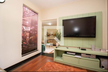 Sala 2 de casa para alugar com 3 quartos, 350m² em Taguatinga Sul (Taguatinga), Brasília