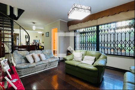 Sala de casa para alugar com 3 quartos, 330m² em Vila São João, Guarulhos