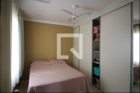 Quarto Suíte de casa à venda com 2 quartos, 67m² em Vila Ema, São Paulo