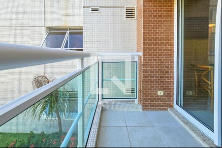 Varanda de apartamento para alugar com 2 quartos, 80m² em Parque Enseada, Guarujá