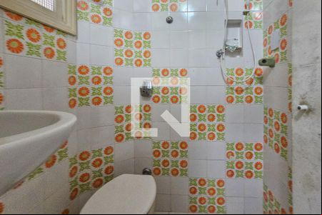 Banheiro  de apartamento para alugar com 1 quarto, 25m² em Jardim Sao Miguel, Guarujá