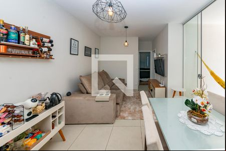 Sala de apartamento para alugar com 2 quartos, 55m² em João Pinheiro, Belo Horizonte