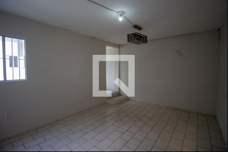 Sala de casa à venda com 5 quartos, 149m² em Conjunto Residencial José Bonifácio, São Paulo