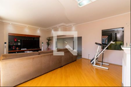 Sala de casa à venda com 3 quartos, 340m² em Parque Residencial Oratorio, São Paulo