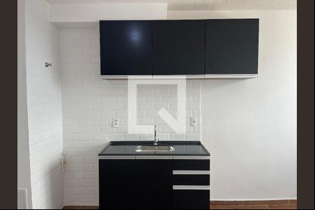 Sala e Cozinha Integrada  de apartamento para alugar com 1 quarto, 25m² em Água Branca, São Paulo