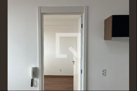 Sala e Cozinha Integrada  de apartamento para alugar com 1 quarto, 25m² em Água Branca, São Paulo