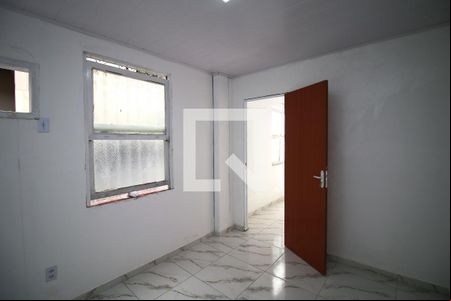 Quarto 1 de casa para alugar com 2 quartos, 50m² em Brás de Pina, Rio de Janeiro