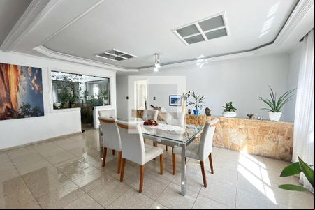 Sala de casa à venda com 5 quartos, 466m² em City América, São Paulo