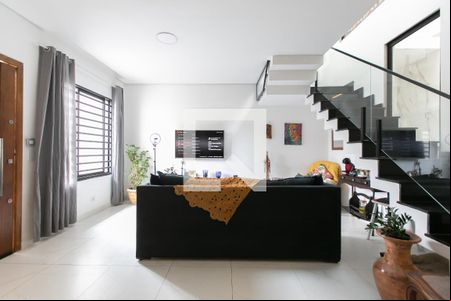 Sala de casa para alugar com 2 quartos, 120m² em Vila Brasil, São Paulo