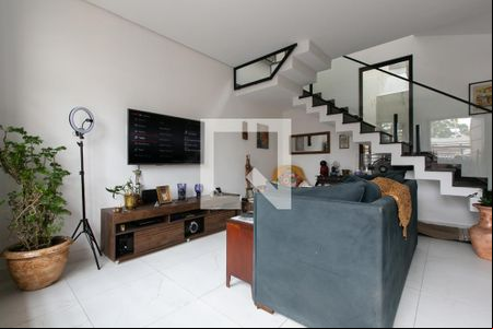 Sala de casa para alugar com 2 quartos, 120m² em Vila Brasil, São Paulo