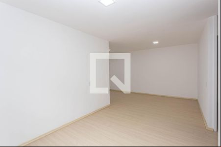 Sala de apartamento para alugar com 2 quartos, 69m² em Jardim Santa Emilia, São Paulo