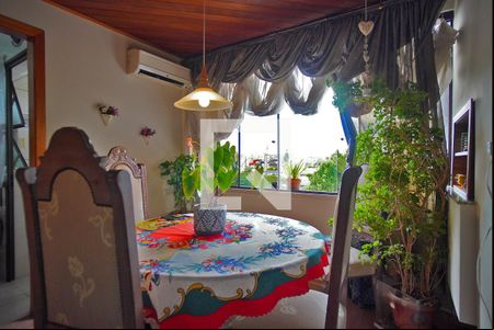 Sala de apartamento à venda com 3 quartos, 82m² em Cristo Redentor, Porto Alegre