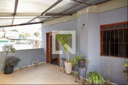 Varanda da Sala de casa à venda com 4 quartos, 218m² em Esplanada, Belo Horizonte