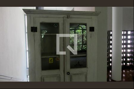 Sala de casa à venda com 3 quartos, 235m² em Jardim Sorirama (sousas), Campinas