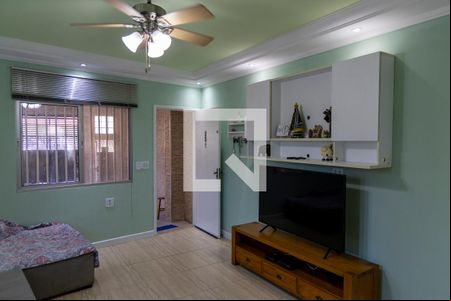 Sala de casa à venda com 3 quartos, 245m² em Jardim Tupanci, Barueri