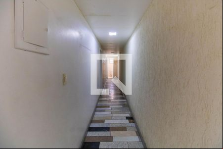 Corredor de casa para alugar com 4 quartos, 450m² em Santa Rosa, Niterói