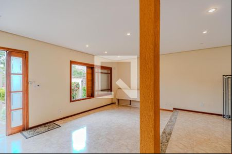 Sala de casa de condomínio para alugar com 4 quartos, 380m² em Cristal, Porto Alegre