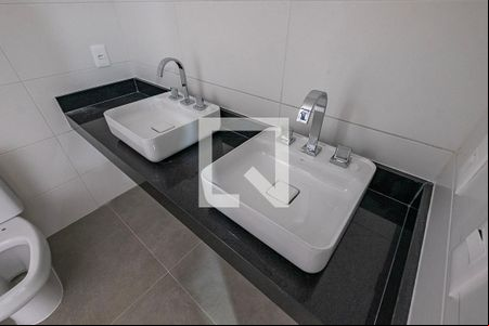 Suíte de casa de condomínio à venda com 3 quartos, 226m² em Vila Madalena, São Paulo