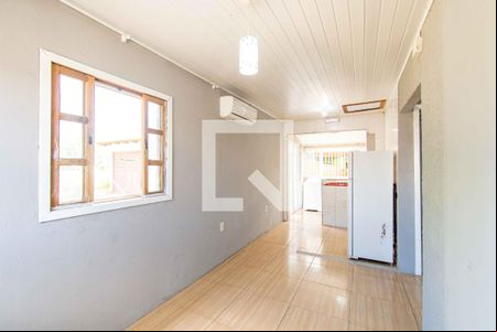 Sala de casa para alugar com 2 quartos, 89m² em Harmonia, Canoas