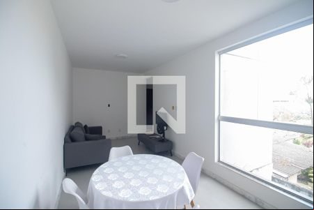 Sala de apartamento à venda com 3 quartos, 72m² em Santa Ines, Betim