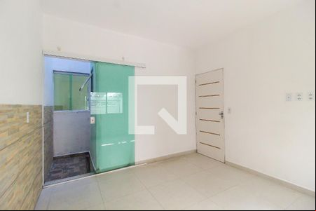 Quarto 1 de casa para alugar com 2 quartos, 180m² em Jardim Alto Pedroso, São Paulo