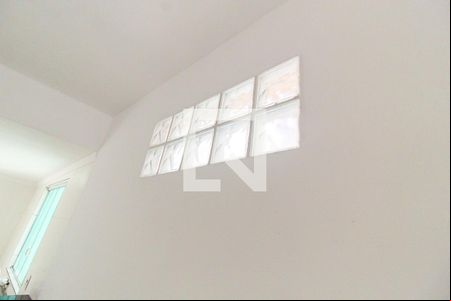 Sala de casa para alugar com 2 quartos, 180m² em Jardim Alto Pedroso, São Paulo