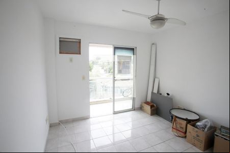 Quarto Suíte de apartamento para alugar com 3 quartos, 80m² em Tanque, Rio de Janeiro