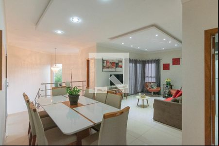 Sala de casa de condomínio à venda com 3 quartos, 230m² em Swiss Park, Campinas