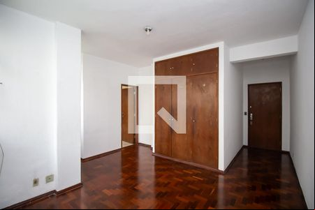 Sala/Quarto de kitnet/studio à venda com 1 quarto, 45m² em Centro, Belo Horizonte
