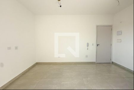 Sala/Cozinha de apartamento para alugar com 1 quarto, 38m² em Vila Mangalot, São Paulo