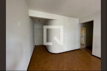 Sala de apartamento para alugar com 2 quartos, 102m² em Centro, Campinas