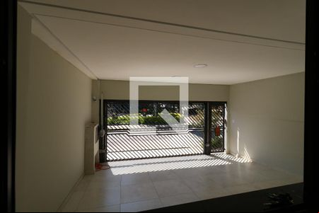 Vista da Sala de casa para alugar com 3 quartos, 250m² em Santa Maria, Santo André